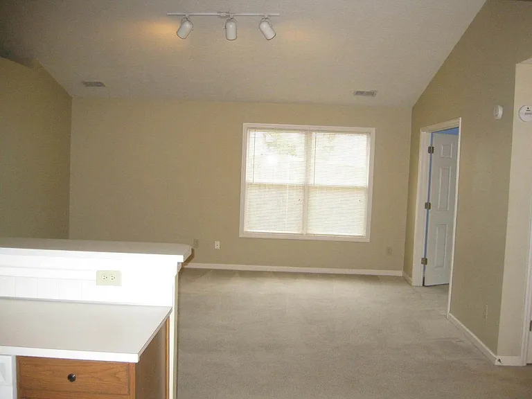1192 Colorado Rd — Photo 6