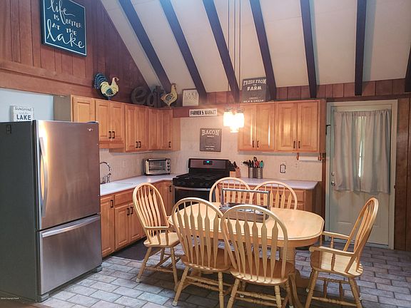 5th image of 217 Trout Creek Dr