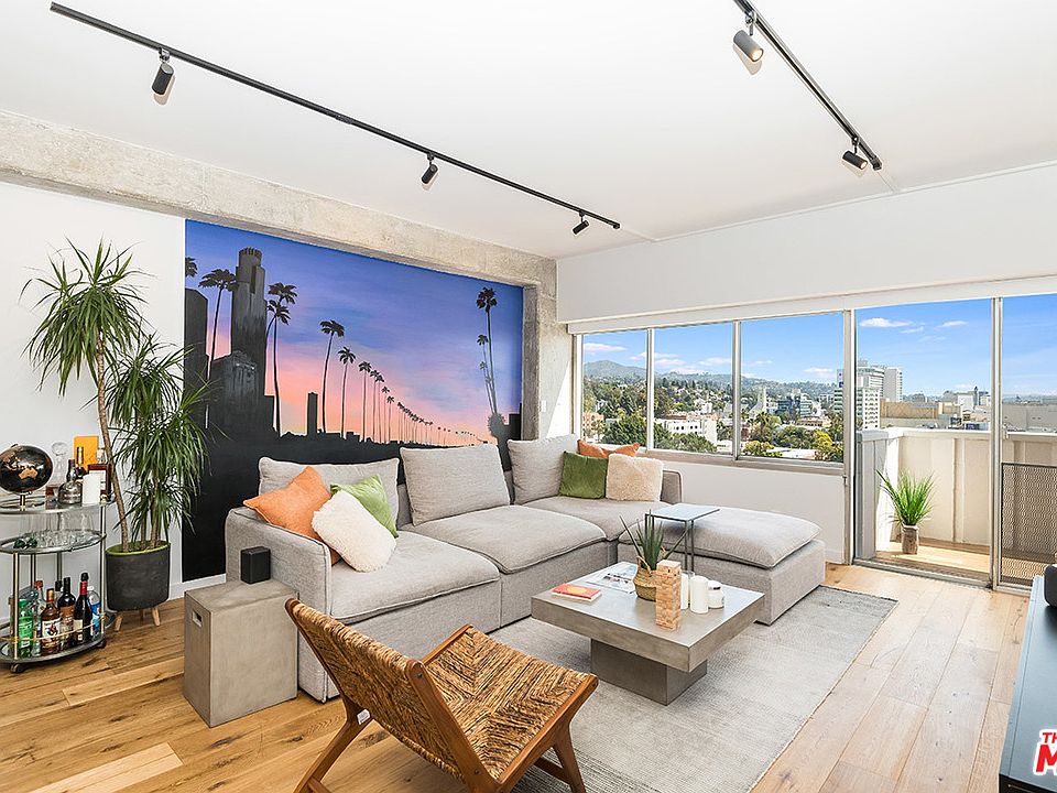 1st image of 7135 Hollywood Blvd APT 904