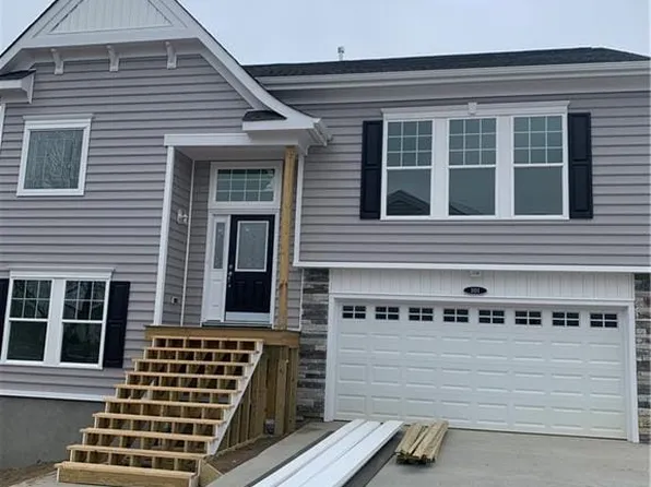 101 Corcoran Ln, Suffolk, VA 23434
