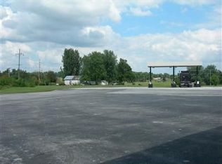 1489 N Farm Rd 123, Springfield, MO 65802