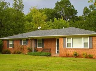 850 Fairview Dr, Arab, AL 35016