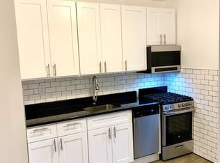 2370 29th St APT 18, Astoria, NY 11105