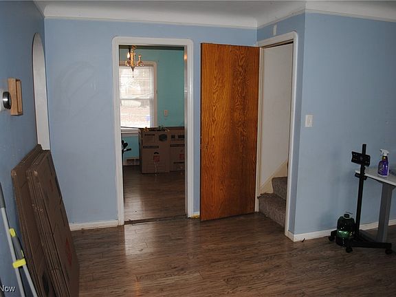 5th image of 4119 W 220th St