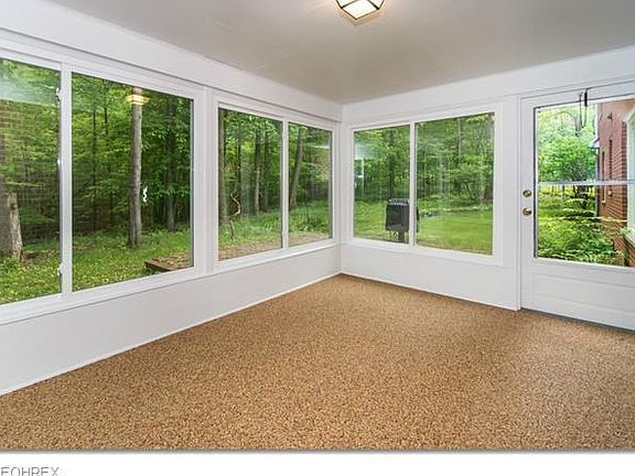 5th image of 6866 Westwood Dr