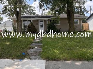 6220 Chatham Dr, Fort Wayne, IN 46816