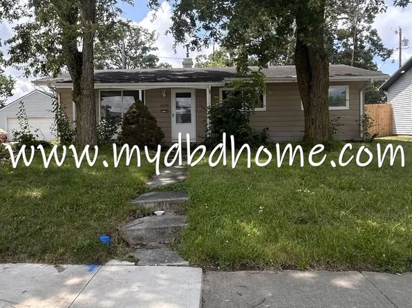 6220 Chatham Dr, Fort Wayne, IN 46816