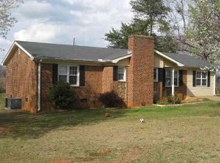 6330 N Pinnacle Dr, Spartanburg, SC 29303