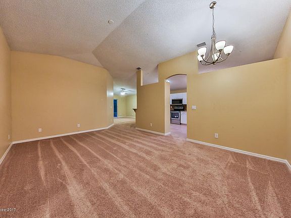 3rd image of 702 Lake George Dr