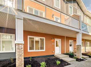 335 NE Creekside Blvd SW #605, Calgary, AB T2X4Y1