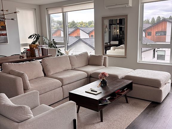 5th image of 8609 39th Ave S #C
