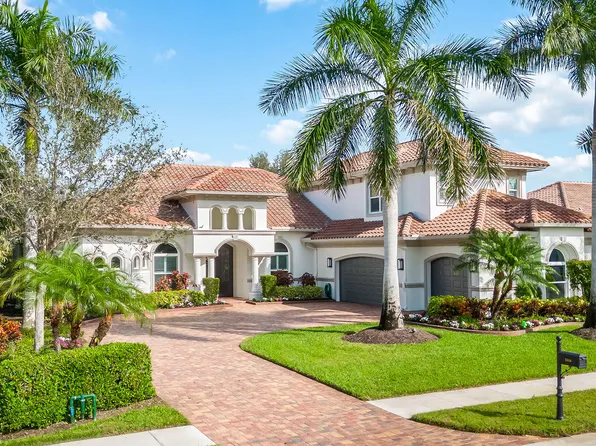 7818 Classics Dr, Naples, FL 34113