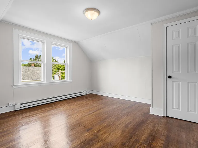 35 Newton St #3 — Photo 13