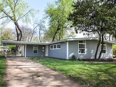 835 Robinwood Dr, Florissant, MO, 63033