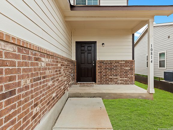 3rd image of 10814 Fox Trot Way