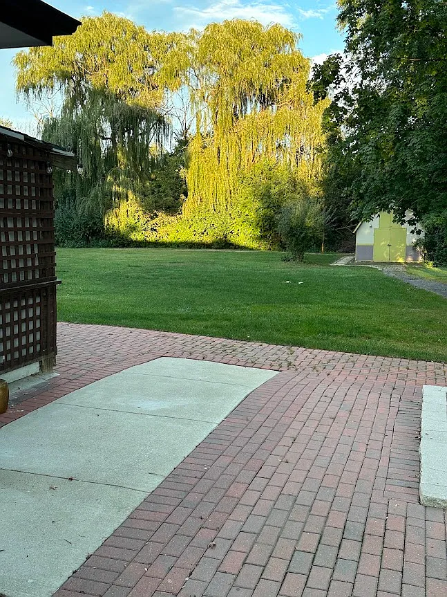 N Oplaine Rd, Libertyville — Photo 3