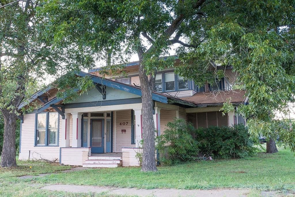 407 E Main St, Ladonia, TX 75449 Zillow