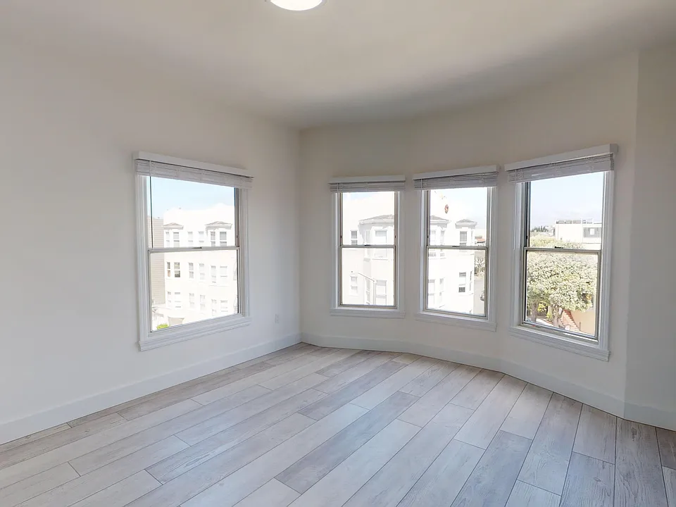 225 Mallorca Way