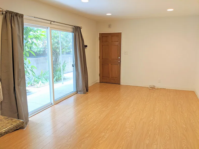 2310 S Bentley Ave #1 — Photo 6