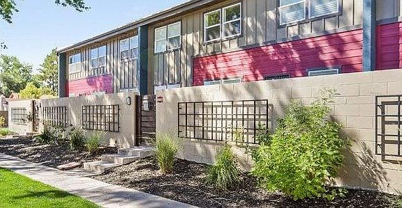 4th image of 1307 Pierce St #6941J