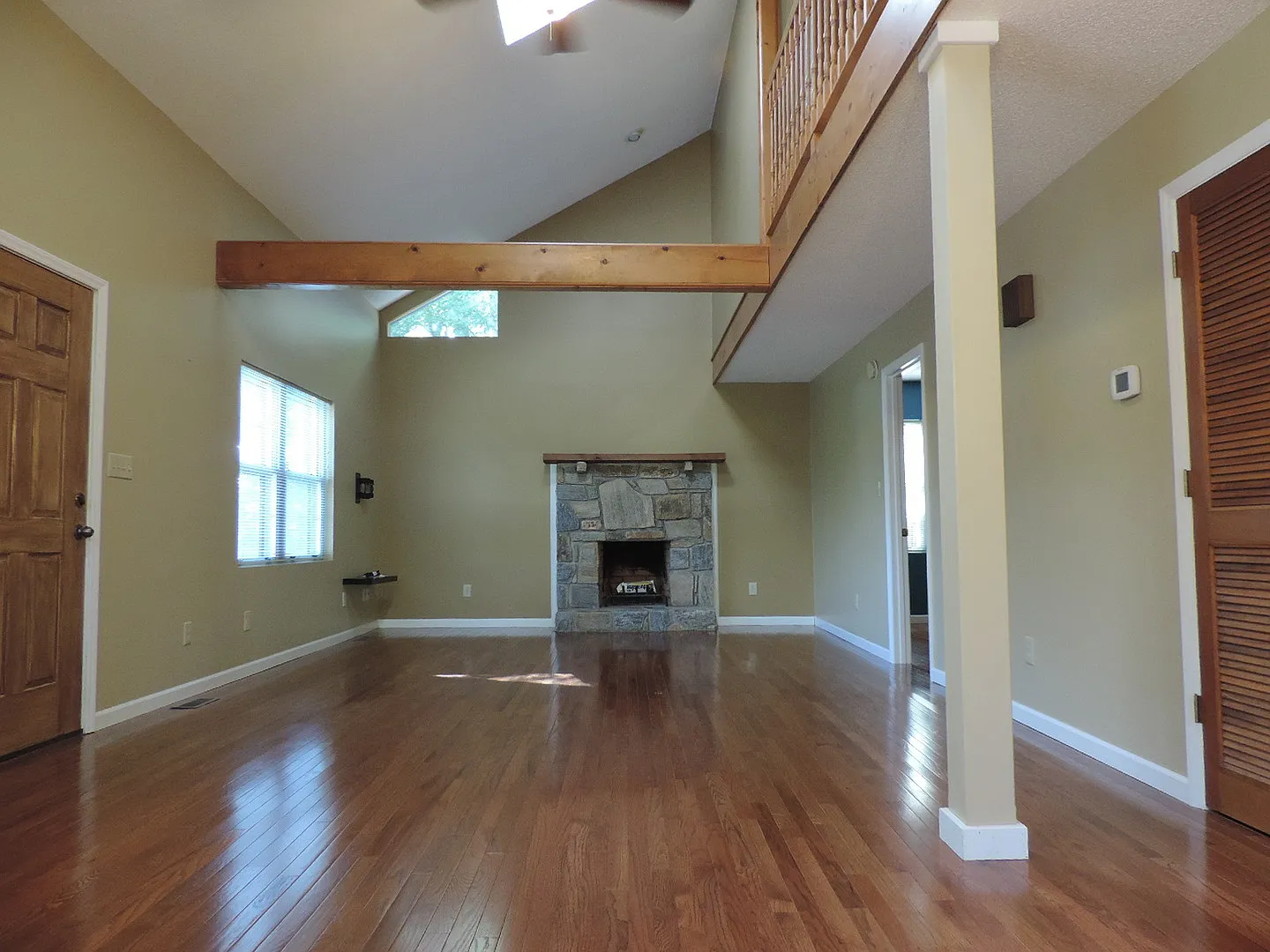 3/2 in Teaberry Hills With Long-Range Views From The Wrap Around Deck! — Photo 3