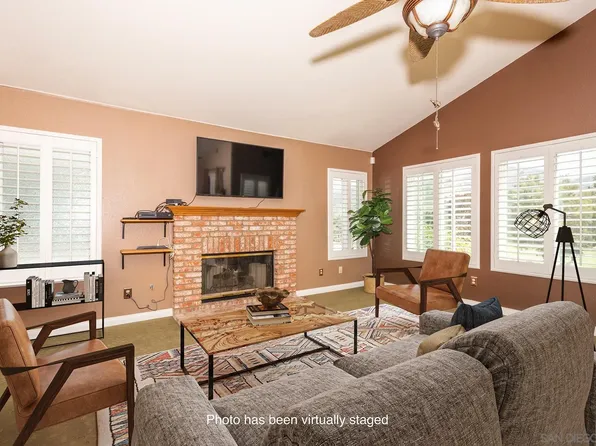 2761 Blackbush Ln, El Cajon, CA 92019