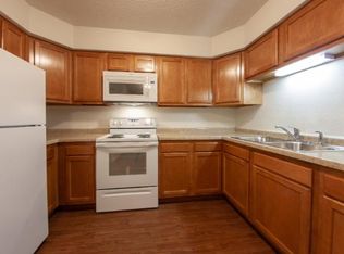 1515 Wall St APT 21, Webster City, IA 50595