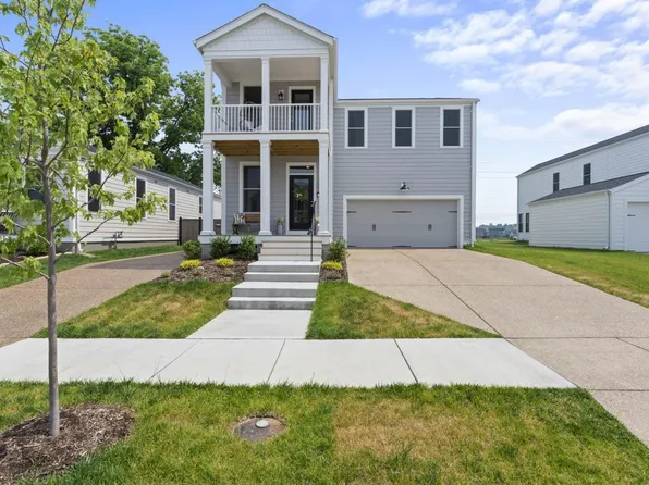 3413 Simeon Bunker St, Saint Charles, MO 63301