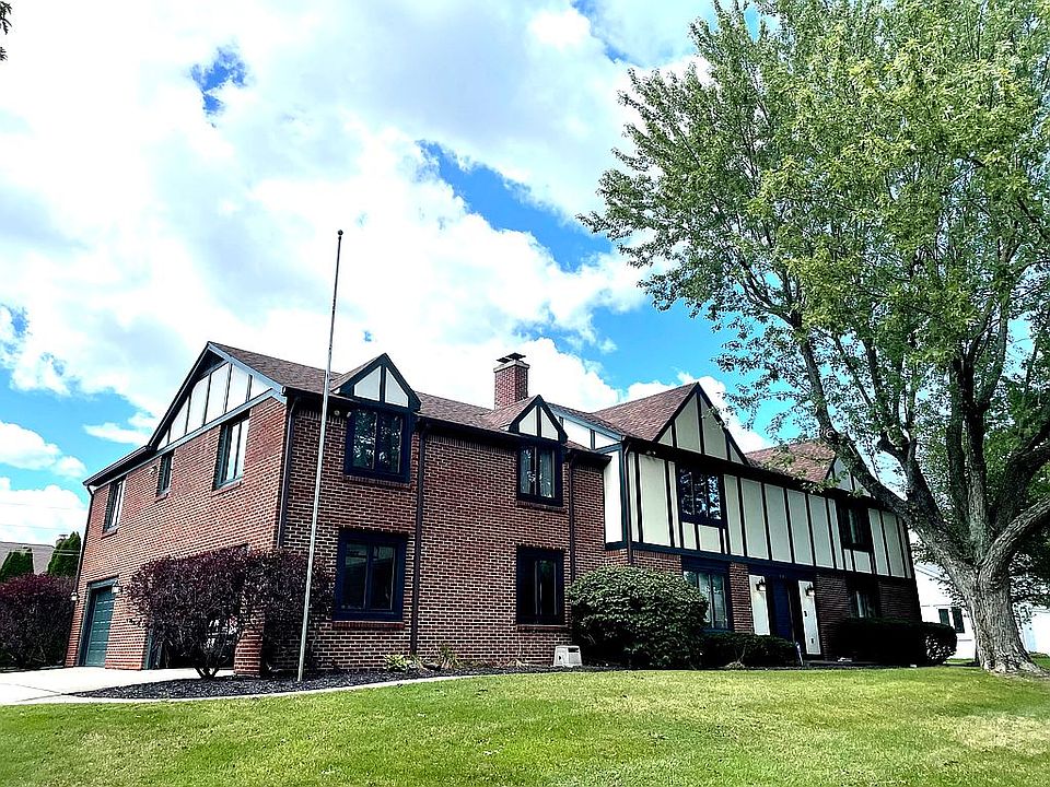 1st image of 919 Redwood Dr