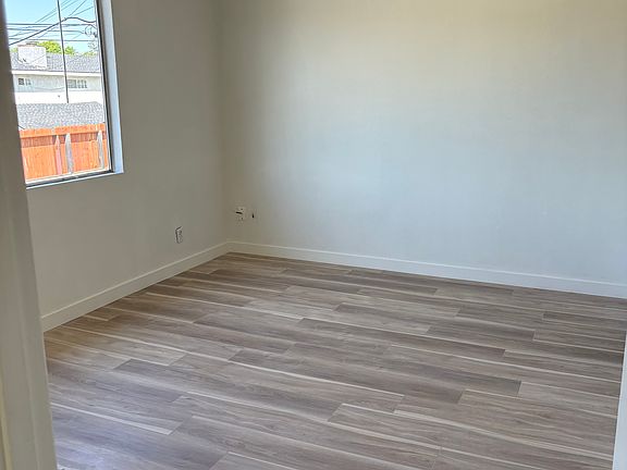 3rd image of 12621 Flower St #8