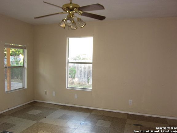 4th image of 1254 CRYSTAL St.