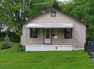 2960 Ridgeway Ave, Saint Louis, MO 63114