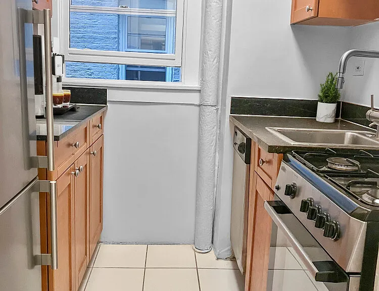225 E 66th St #303 — Photo 5