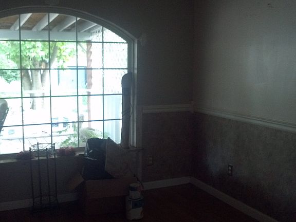 4th image of 2969 Glenaire Dr