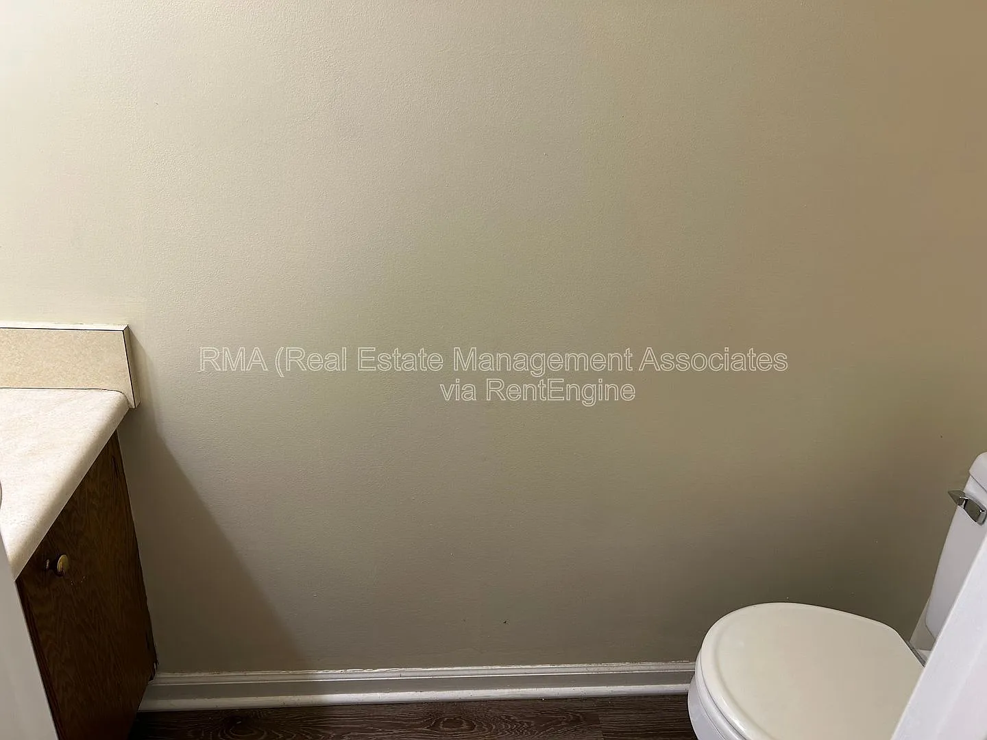 2 bed, 1.5 bath, $1,100 — Photo 4