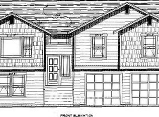 6 Laurel Grv, Poulsbo, WA 98370