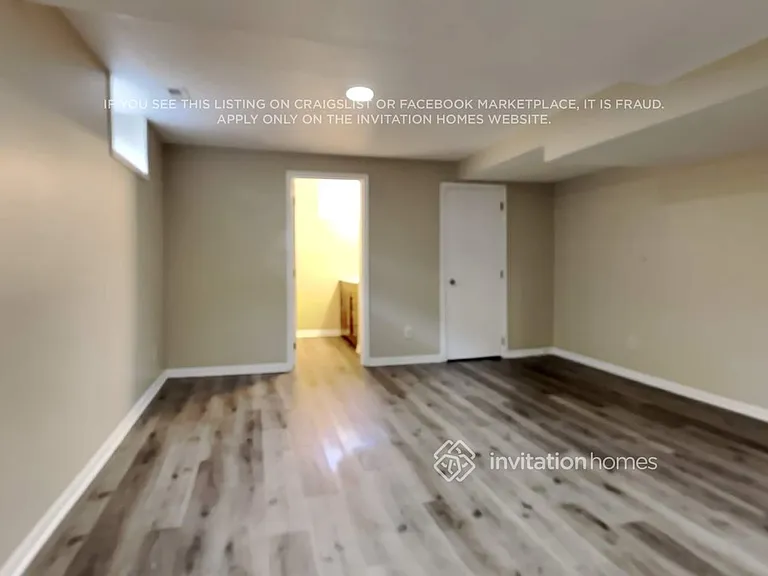 10273 Orleans Ln N — Photo 6