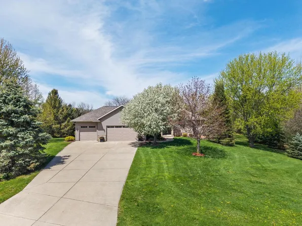 W14110 Crestview Drive, Prairie Du Sac, WI 53578