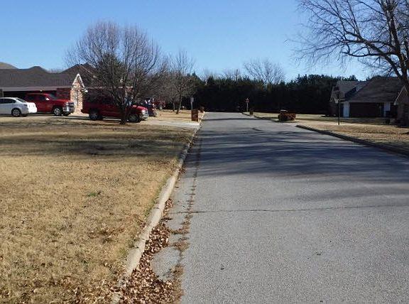 5th image of 935 Woodbrook Dr