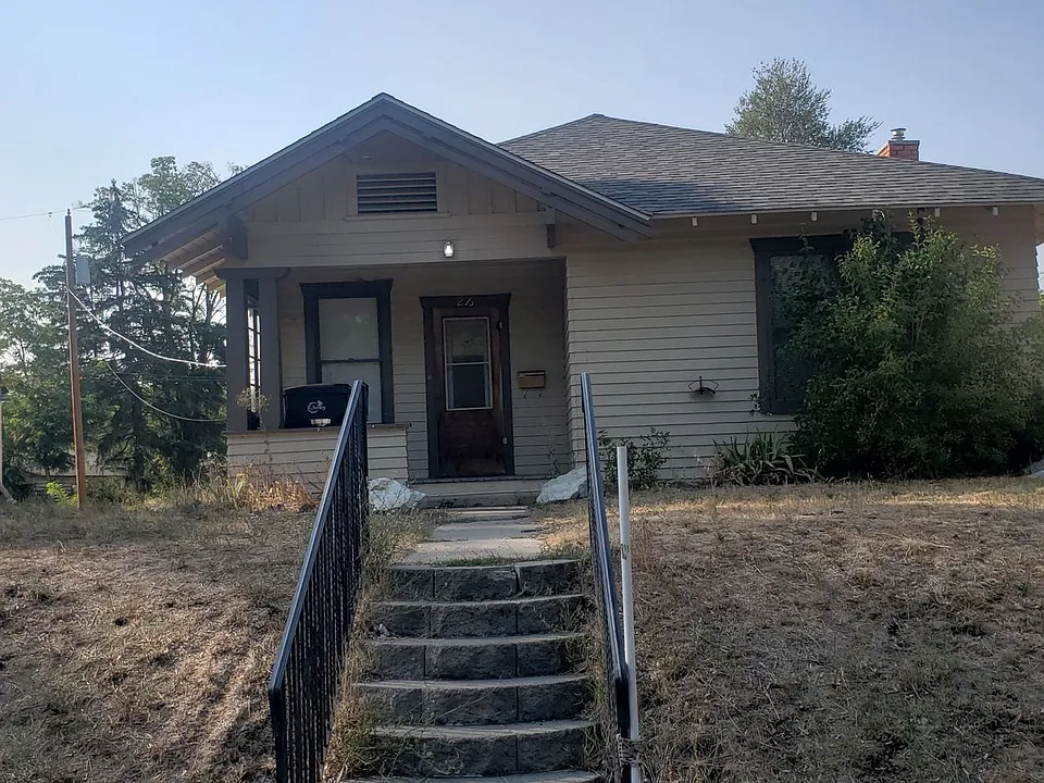 216 6th St