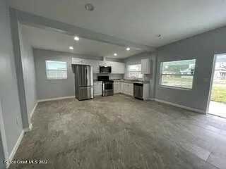 305 Prospect Ave — Photo 4