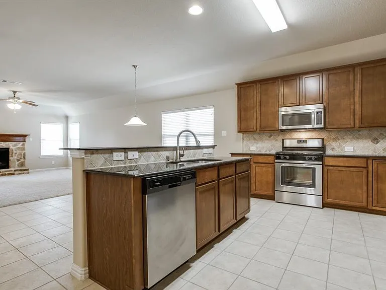 1120 Villa Paloma Blvd — Photo 10