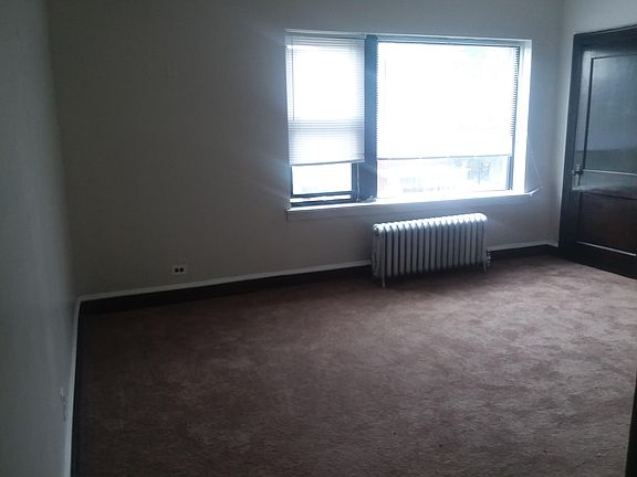 4th image of 6811 S Michigan Ave #3