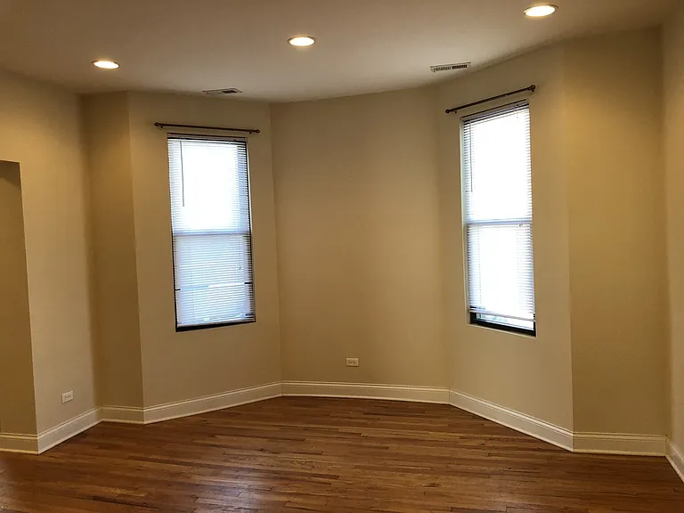 5407 N Ravenswood Ave #R — Photo 3