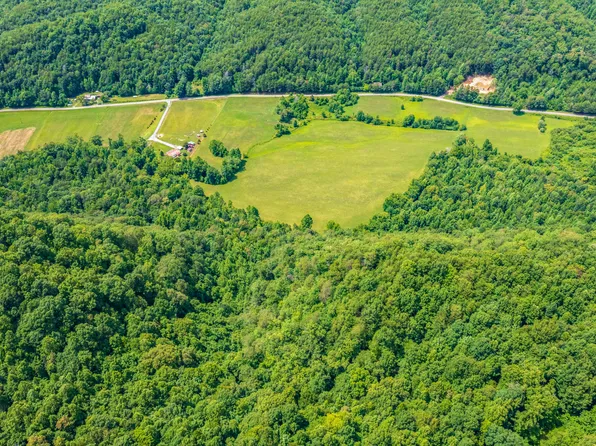 Spruce Pine Rd #330, Mooresburg, TN 37811