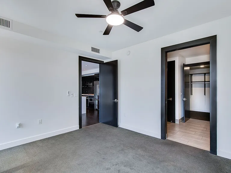 4422 N 75th St #4005 — Photo 11