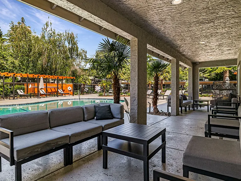 Amanda Place Apartments — Photo 16