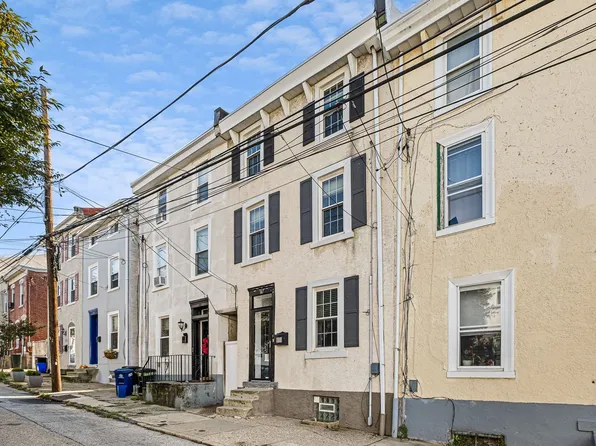 147 East St, Philadelphia, PA 19127