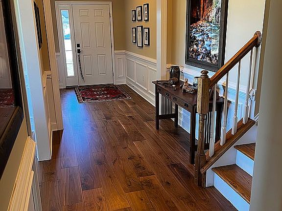 Fr Door, Hall, 2nd Fl Steps