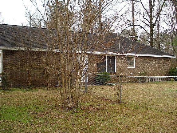 2nd image of 5900 Redbud Ln